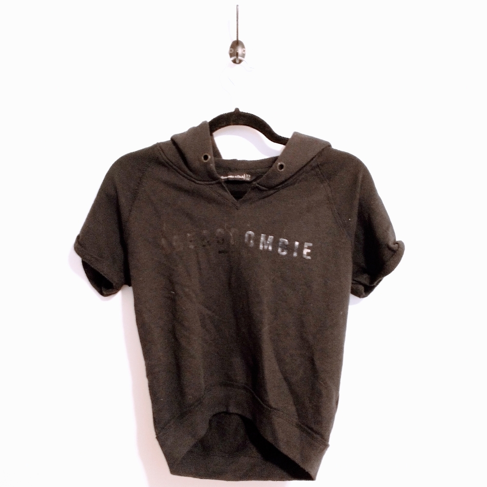 Abercrombie and Fitch black short sleeve hoodie size xs